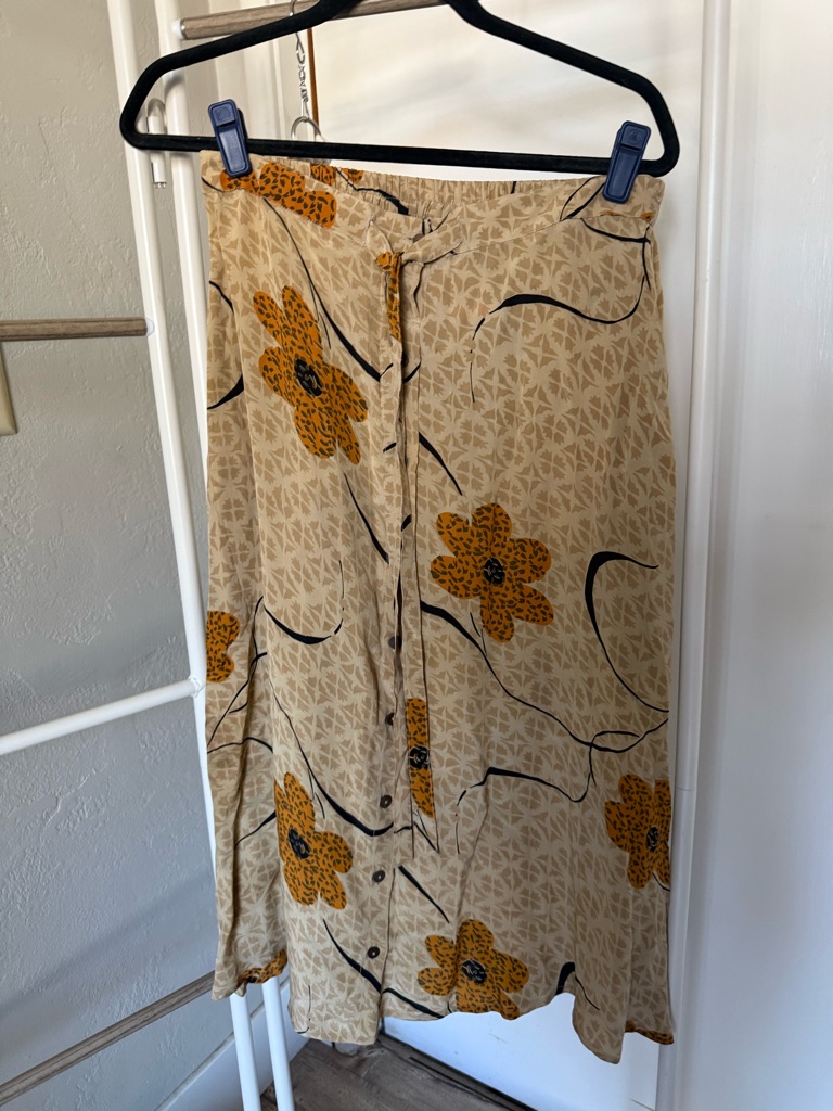 Vintage Beige Midi Skirt With Mustard Floral Accents